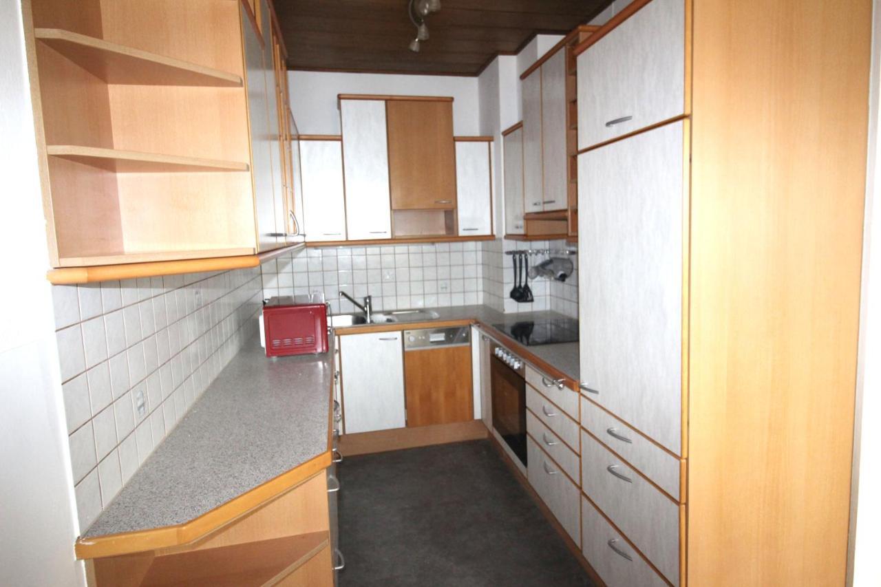 Geraeumige Ferienwohnung Im Zentrum Санкт Пьолтен Екстериор снимка
