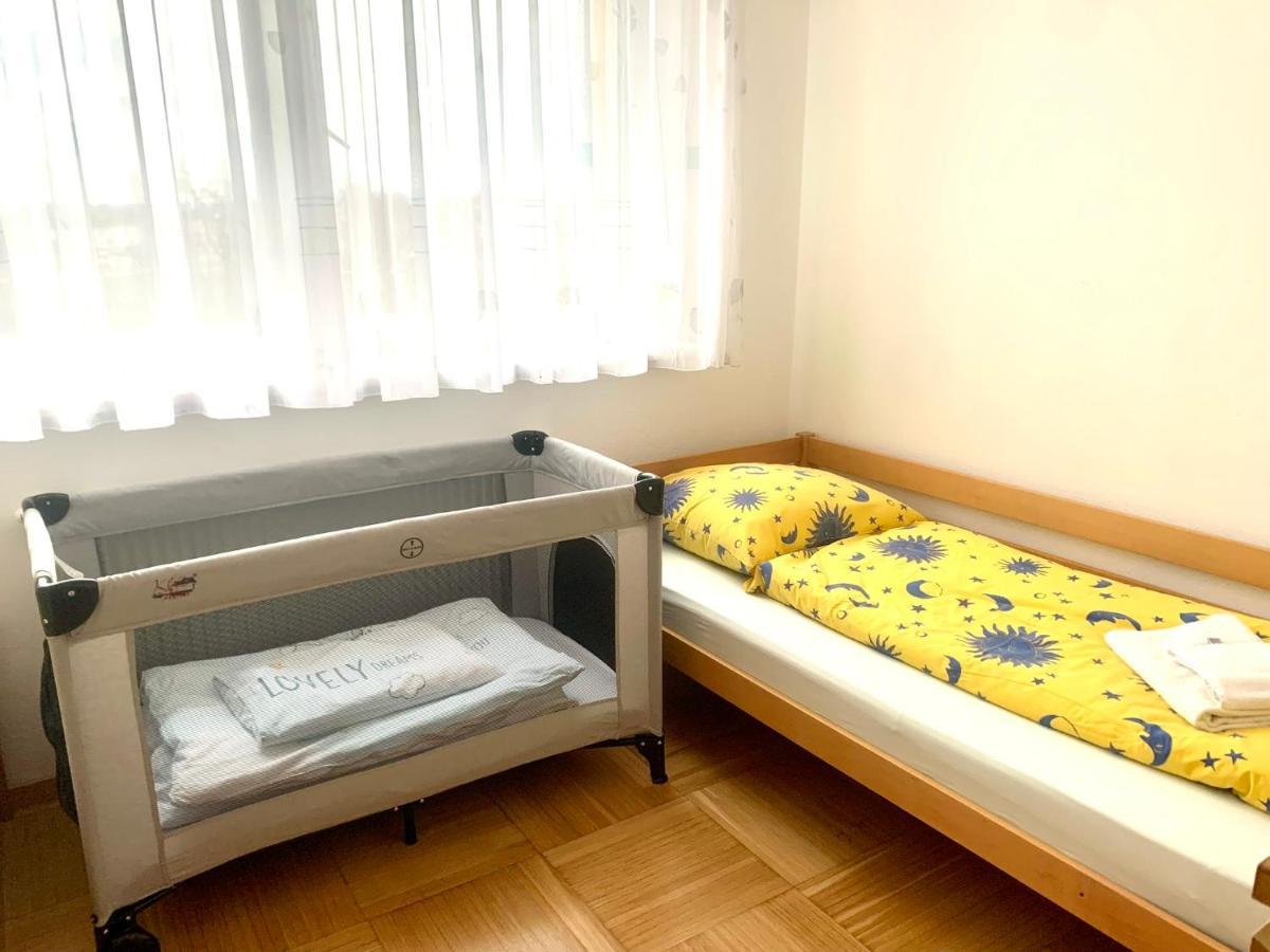 Geraeumige Ferienwohnung Im Zentrum Санкт Пьолтен Екстериор снимка